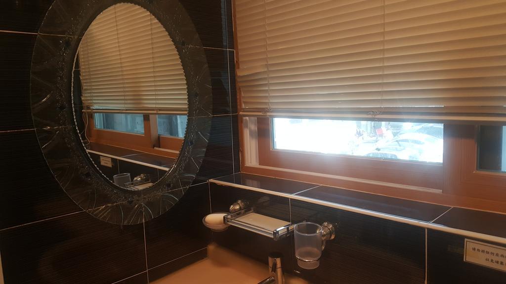 Myeongdong Time Hostel Сеул Экстерьер фото