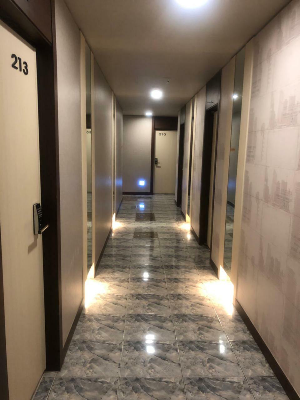 Myeongdong Time Hostel Сеул Экстерьер фото